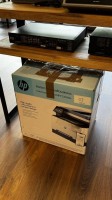 1 multifunkční zařízení HP Color LaserJet Pro MFP 3302 fdn