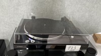 1 проигрыватель виниловых пластинок Yamaha TT-S303