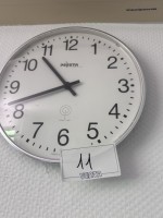 5646.11 => 1 Wanduhr