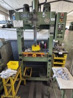 1 workshop press Walter WUP, pressing force 25 t with swivel chair
