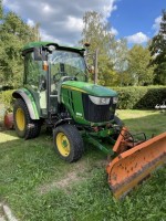 5214.580 => 1 Allrad-Kompakttraktor John Deere 3045 R mit Zusatzger&auml;ten