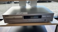5691.76 => 1 CD-Player Lenco