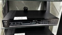 5691.120 => 1 Tuner Philips FT565