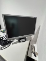 5646.31 => 1 TFT-Monitor Samsung