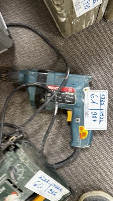 4932.987 ‣ 1 Bohrmaschine Bosch 350 W