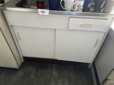 49281.502 ➢ 1 Edelstahlspüle mit Unterschrank und Kühlschrank