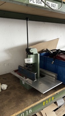 5429.226 => 1 Kniehebelpresse