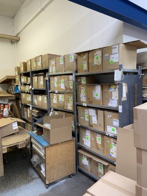 5429.540 => 1 Pos. Fachbodenregale, ca. 6 lfd. m, Stecksystem