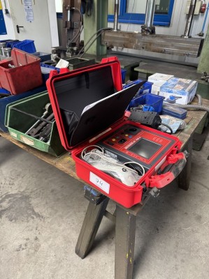 5473.74 => 1 Gerätetester Benning ST 750 A