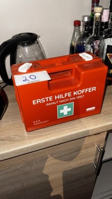 5432.20    =>   1 Erste-Hilfe-Kasten