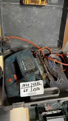 5471.68 => 1 Stichsäge Black u. Decker