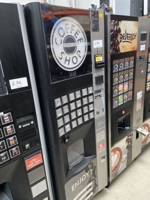 5441.186     =>    1 Heißgetränkeautomat  Rheavendors FST3 Luce X2 mit Banknotenwechsler