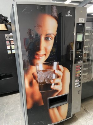 5441.362     =>    1 Kaltgetränkeautomat Bianchi