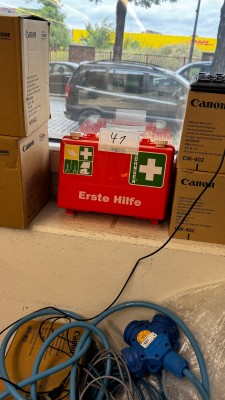 5507.41    =>    3 Erste-Hilfe-Kasten