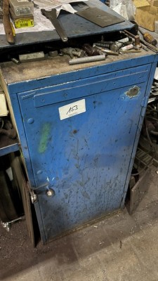 5486.153    =>   1 Metallwerkzeugschrank, niedrig
