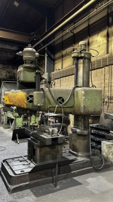 5486.248 => 1 Radialbohrmaschine Hermann Kolb
