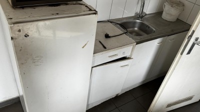5486.323    =>   1 Pantryküche mit Kühlschrank