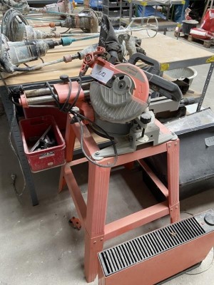 5490.112 => 1 Kapp- und Gehrungssäge Einhell KGSZ 3050