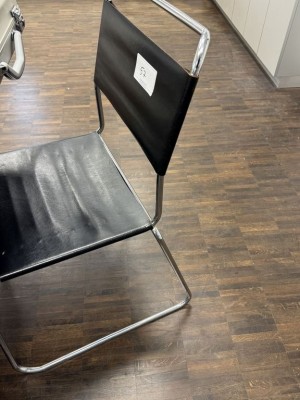 5449.57 => 3 Besucherstühle