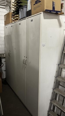 5492.226 => 2 Vorratsschränke