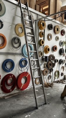 5492.348 => 1 Alu-Anlegeleiter Zarges, 2 x 10-sprossig