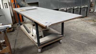 5492.351 => 1 Pos. Arbeitstische, fahrbar und Unterstellböcke (Eigenbau)