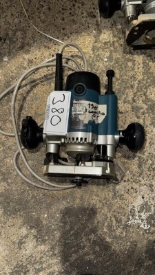 5492.380 => 1 Oberfräse Makita RP 1110 C