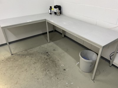 5524.298        ==>.   2 Tische