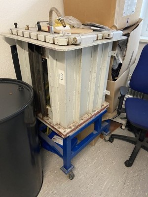 5524.337        ==>.   1 Druckbehälter (ausrangiert)