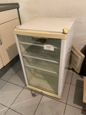 5528.158 => 1 Glastürenkühlschrank