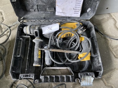 5580.36 => 1 Bohrhammer DeWalt