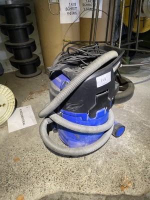 5574.144     =>   1 Industriesauger Nilfisk Attix 30-01