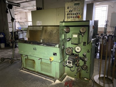 5574.204     =>   1 Drahtziehmaschine Peka UB6, Bj. 2001