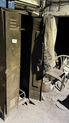 5562.39 => 1 Spind mit Stuhl