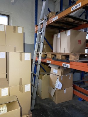 5574.126     =>   1 Alu-Anlegeleiter, 8 Sprossen