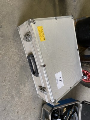 5571.100 => 1 Alu-Transportkoffer