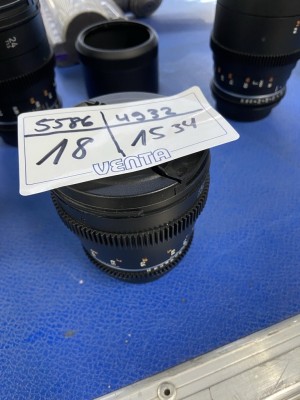 1534 => 1 Objektiv Samyang T1.5, 50 mm