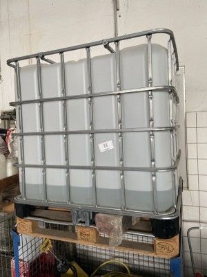 5612.88 =>. 1 IBC-Container mit Ad Blue ca. 150 l
