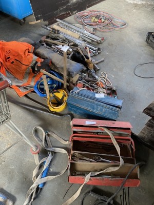 5612.90 =>. 1 Pos. Kleinwerkzeuge und Werkzeugkästen