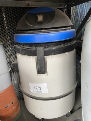 5612.129 =>. 1 Industriesauger