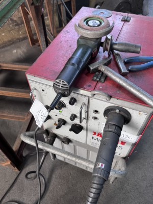 5627.146    =>   1 Einhandwinkelschleifer Metabo