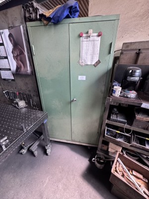 5627.159    =>   1 Metallwerkzeugschrank, fahrbar