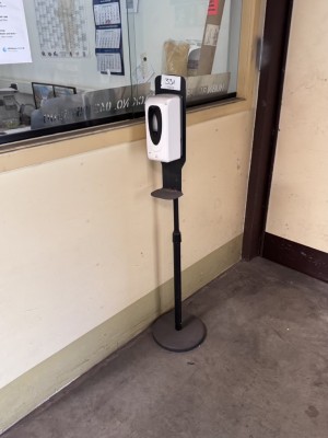 5627.331    =>   1 Handhygienespender mit Standfuß