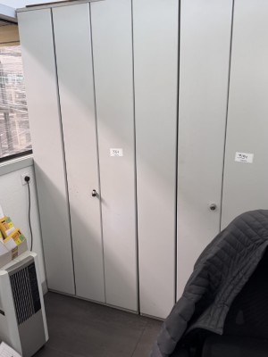 5627.334    =>   2 Aktenschränke