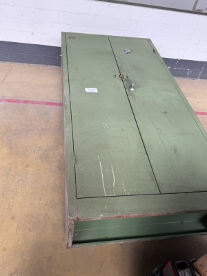 5627.427    =>   1 Metallwerkzeugschrank
