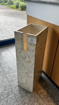 5618.89 => 1 Prospektständer