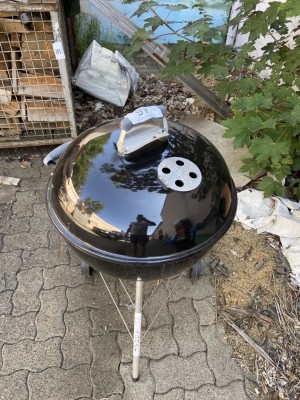 5636.97 => 1 Holzkohlegrill Weber