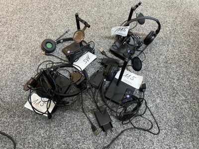5617.115     =>     4 Headsets Yealink