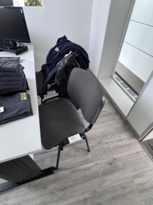 Bild 5589.69 => 2 Besucherstühle