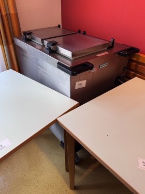 5385.932    =>    1 Tellerwärmer Hupfer, 2-fach, fahrbar